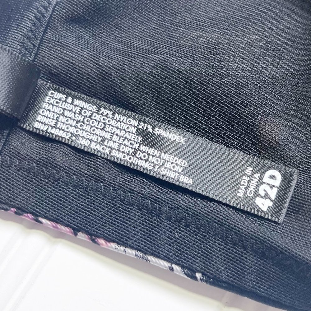 Torrid Black Floral Skull Curve 360 Back Smoothing Push Up Plunge Bra, Size 42D - Picture 7 of 9